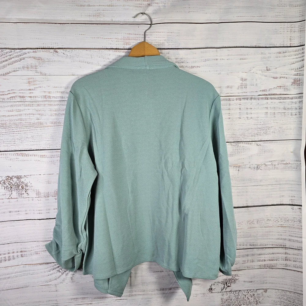 AndTheWhy NWT Plus Size Sage‎ Green Draped Open Front Blazer Jacket 1x,2x,3x - Picture 2 of 5